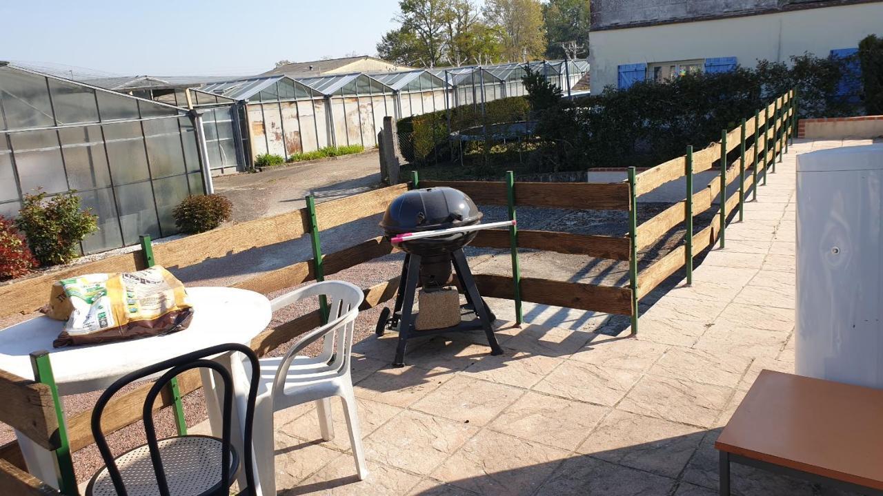 Petit gîte de Charme proche Loire à Vélo Savonnières Esterno foto